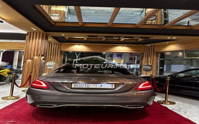 Mercedes-Benz 220 Diesel Automatique 2019 à Nador