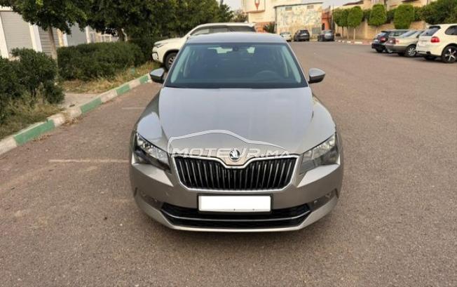 Skoda Superb Diesel Automatique 2018 à Agadir