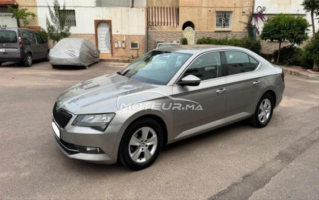 Skoda Superb Diesel Automatique 2018 à Agadir