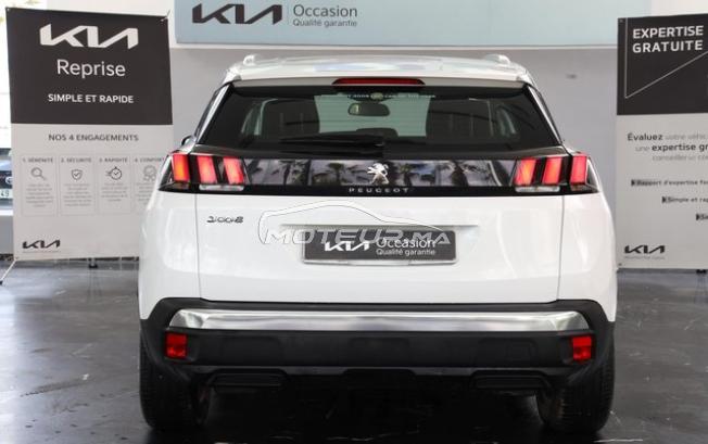 KIA - PEUGEOT 3008