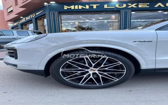 Porsche cayenne hybrid 