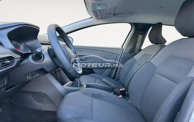 DACIA. Logan