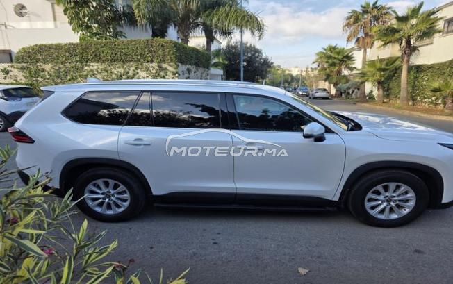 TOYOTA GRAND HIGHLANDER HYBRID 8 PLACES 