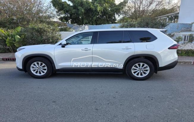 TOYOTA GRAND HIGHLANDER HYBRID 8 PLACES 