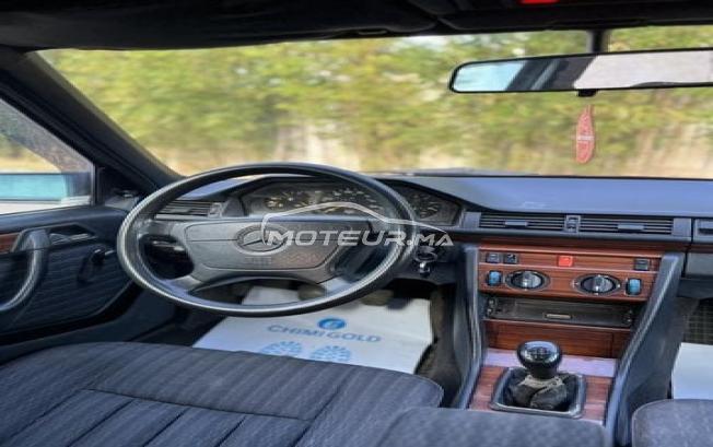 Mercedes 250D W124