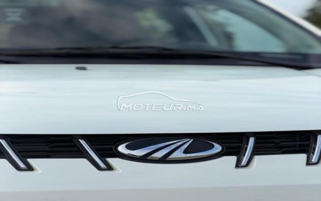 Mahindra kuv 100 2021