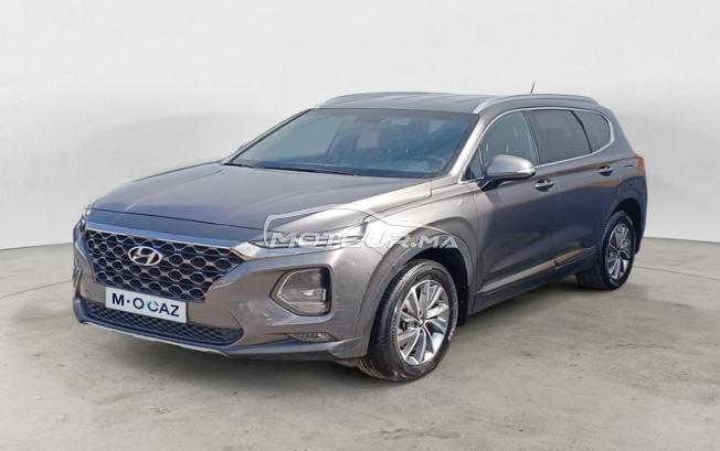 HYUNDAI. Santa Fe