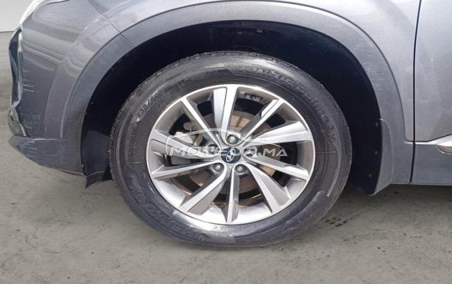 HYUNDAI. Santa Fe
