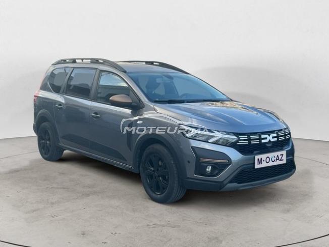 DACIA. Jogger