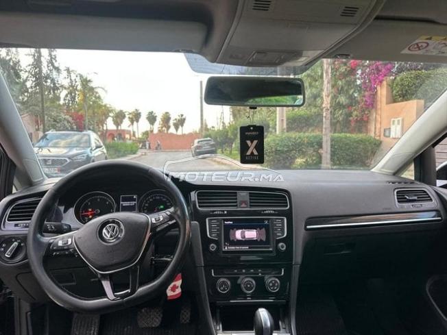 VOLKSWAGEN GOLF 7  04 -2017 à Marrakech