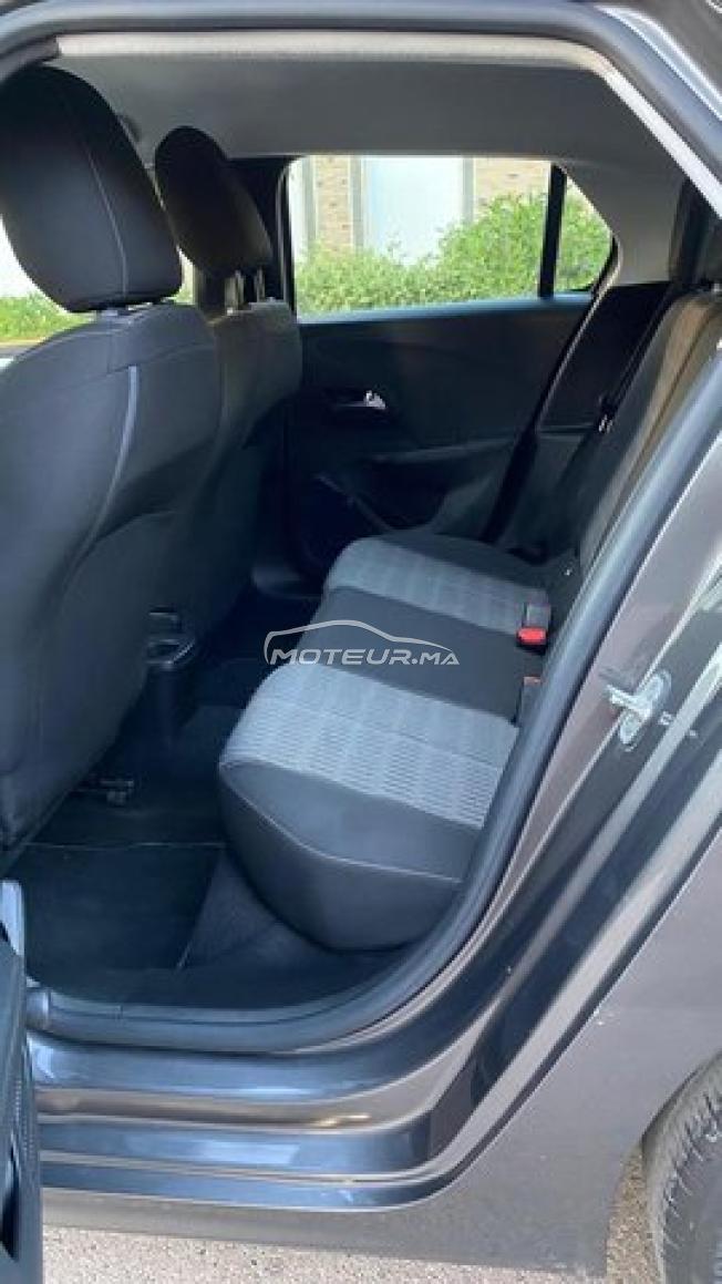 Opel Corsa Essence Manuelle 2020 à Agadir