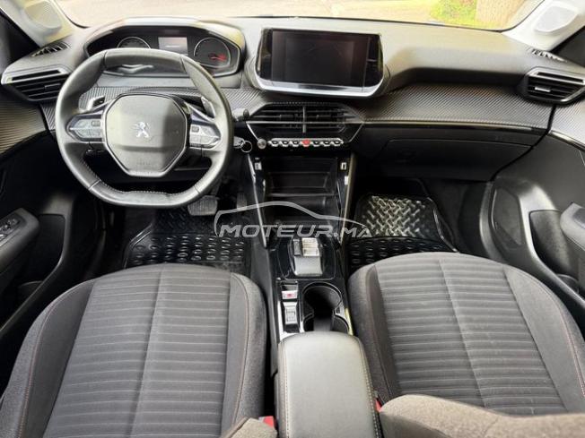 Peugeot 208 automatique