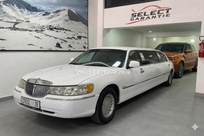 Lincoln Town Car Essence Collection 