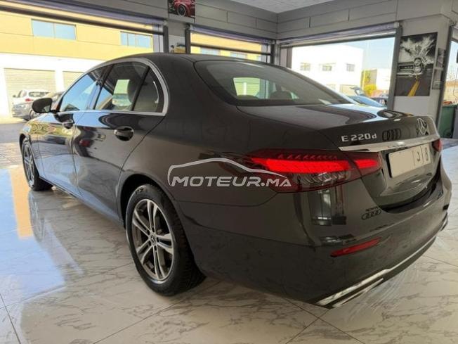 Mercedes-Benz E220 Diesel Automatique 2023à Agadir