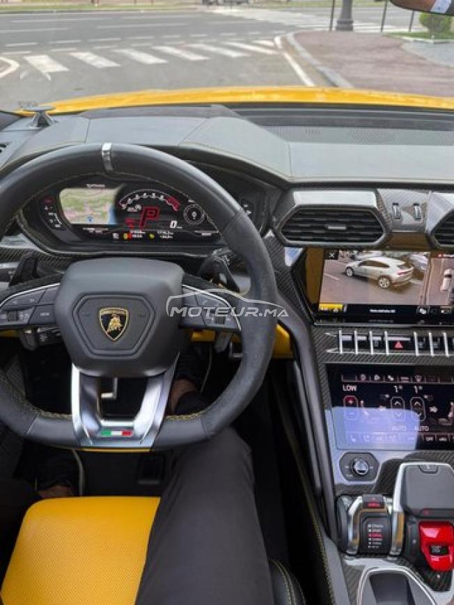 Lamborghini URUS 