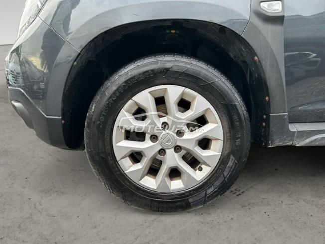 DACIA. Duster