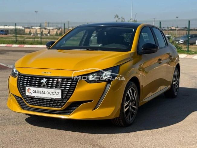Peugeot 208 Diesel Manuelle 2024 à Marrakech