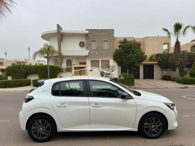 Peugeot 208 Diesel Automatique 2021 à Agadir