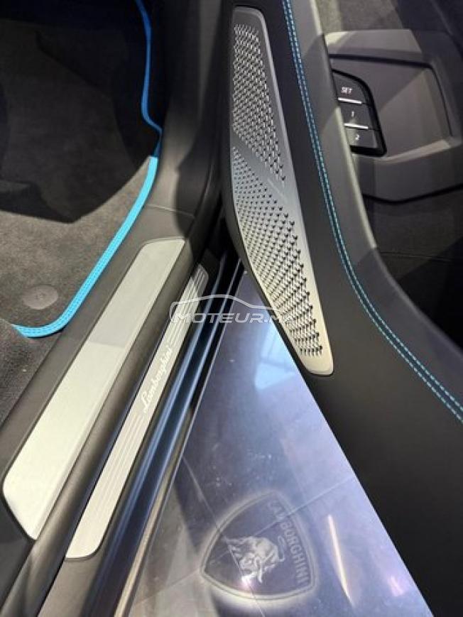 Lamborghini UrusSE 2026