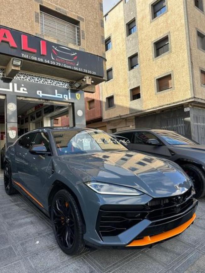 Lamborghini urus se 