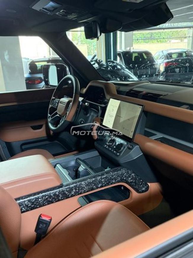Land Rover Defender Essence Automatique 2026