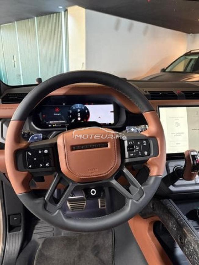 Land Rover Defender Essence Automatique 2026