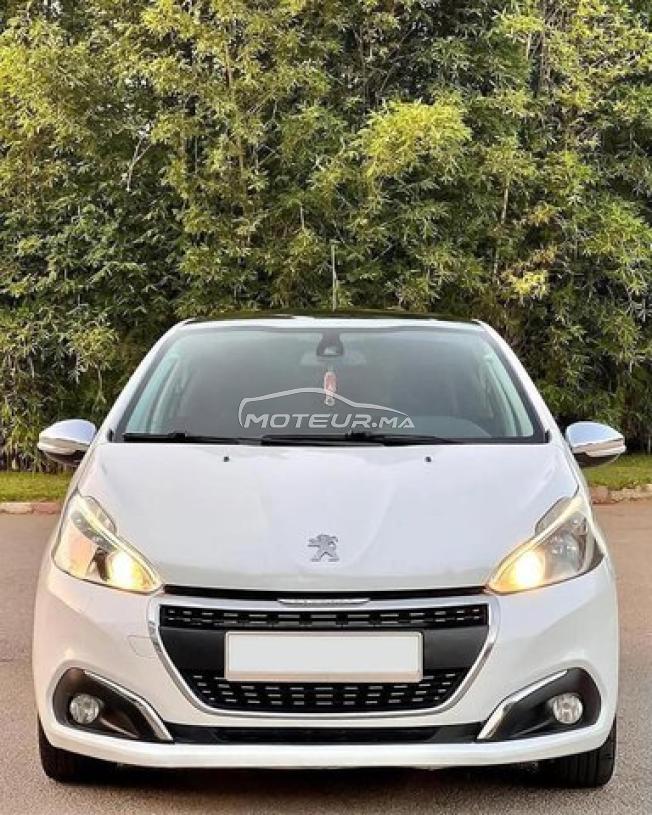 Peugeot 208 White Édition 2019❣️