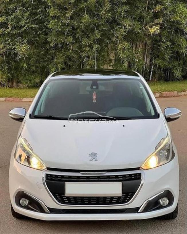 Peugeot 208 White Édition 2019❣️