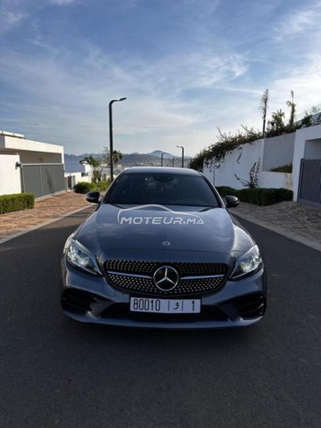 Mercedes-Benz 220 Diesel Automatique 2019 à Nador