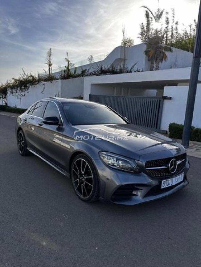 Mercedes-Benz 220 Diesel Automatique 2019 à Nador