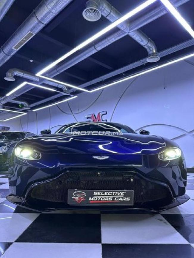 ASTON MARTIN VANTAGE