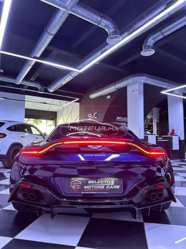 ASTON MARTIN VANTAGE