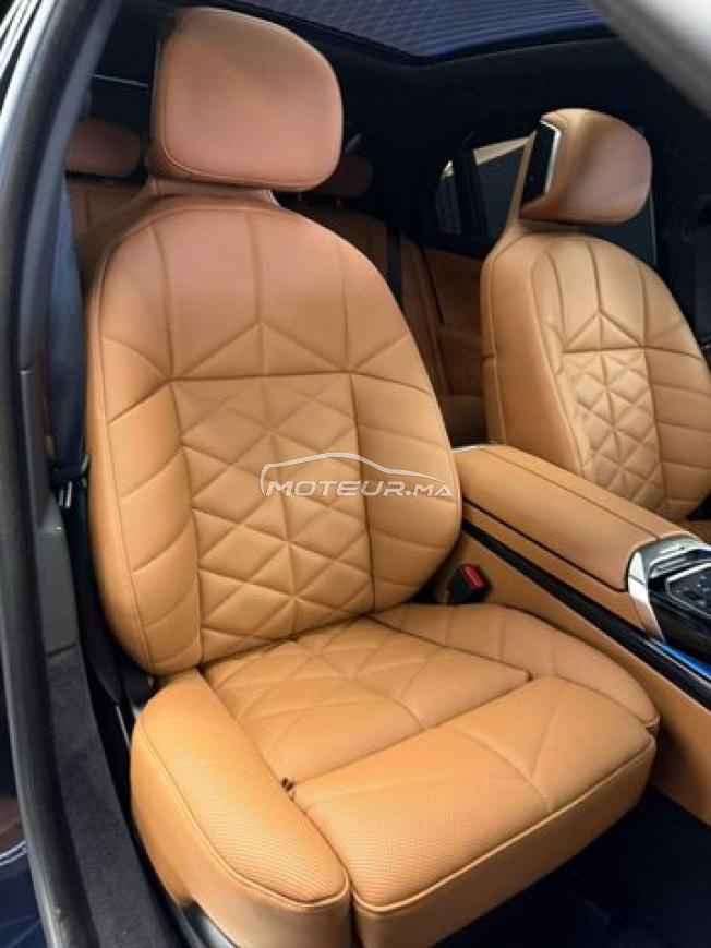 BMW 750 e PACK M