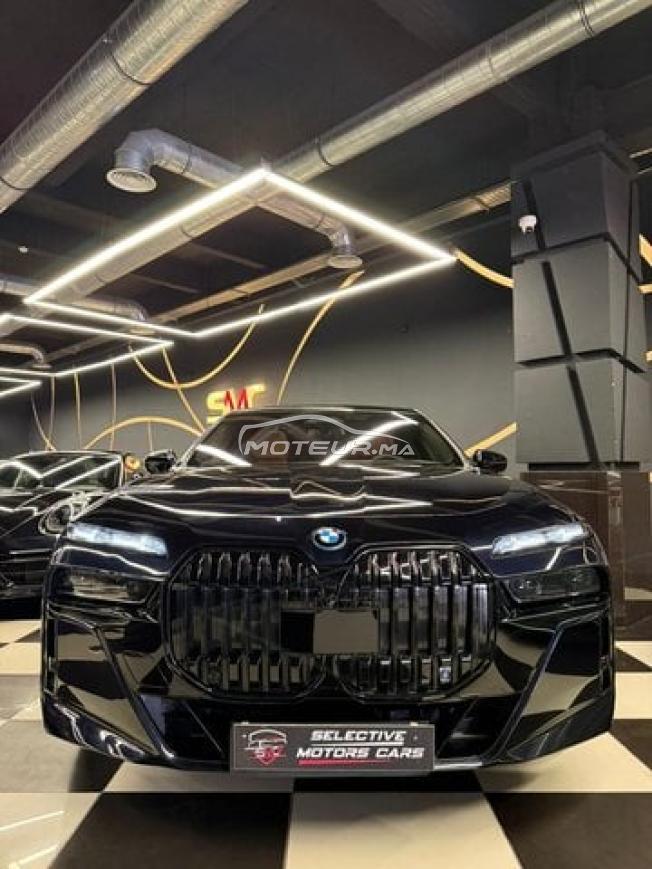 BMW 750 e PACK M