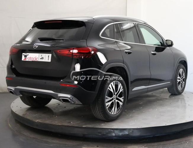 MERCEDES-benz GLA 200 d Distinctive