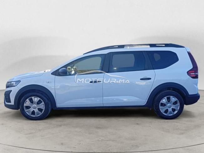 DACIA. Jogger