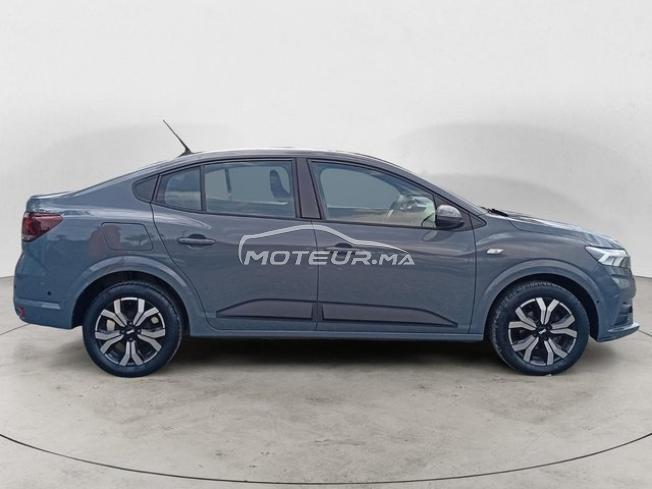 DACIA. Logan