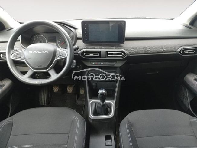 DACIA. Logan
