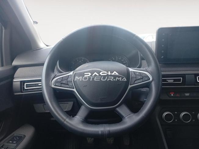 DACIA. Logan