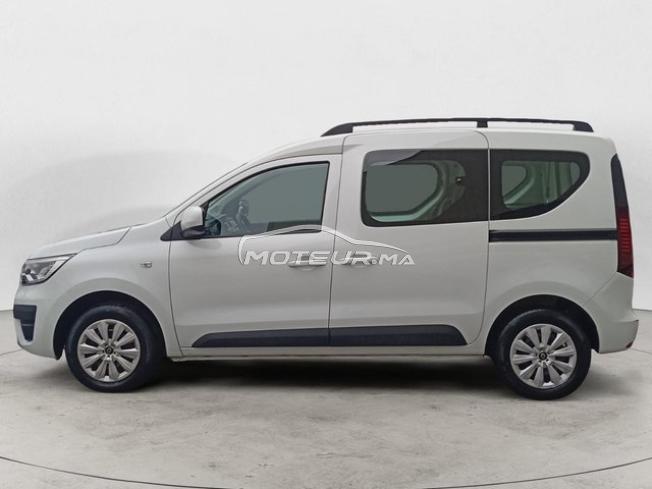 RENAULT. Express