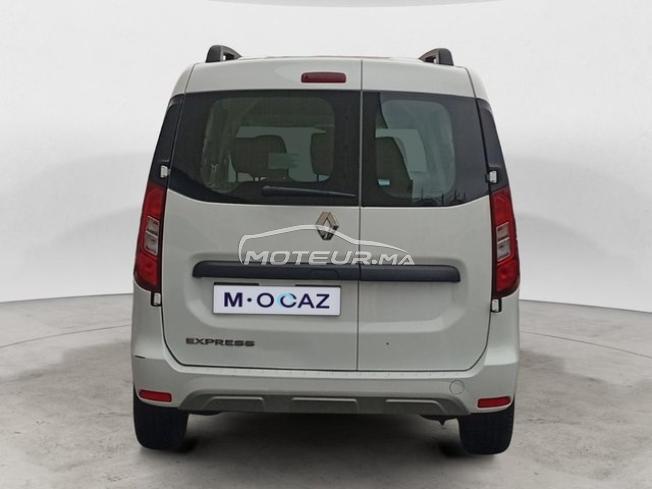 RENAULT. Express