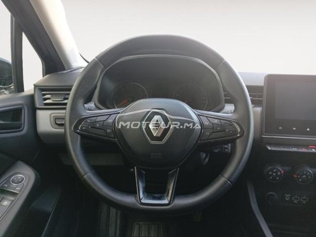 RENAULT. Clio