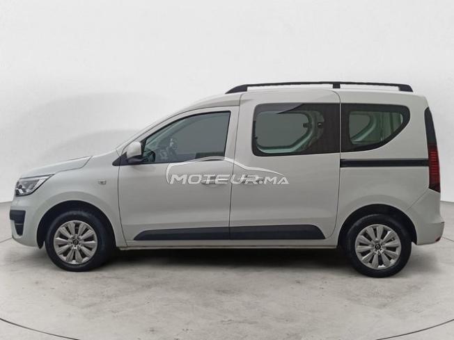 RENAULT. Express