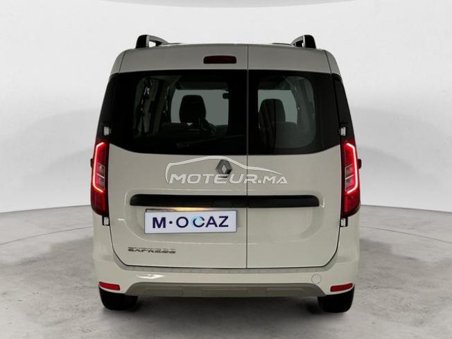 RENAULT. Express
