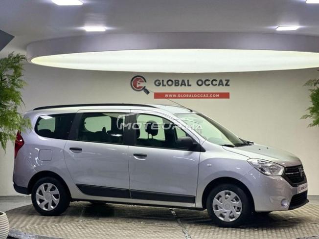 Dacia Lodgy Essence Manuelle 2023 à Casablanca