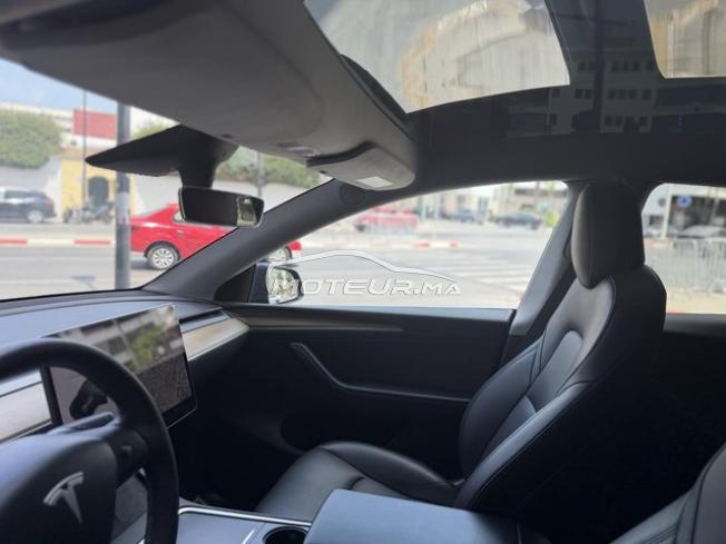 Tesla y 4/4 grande batterie 