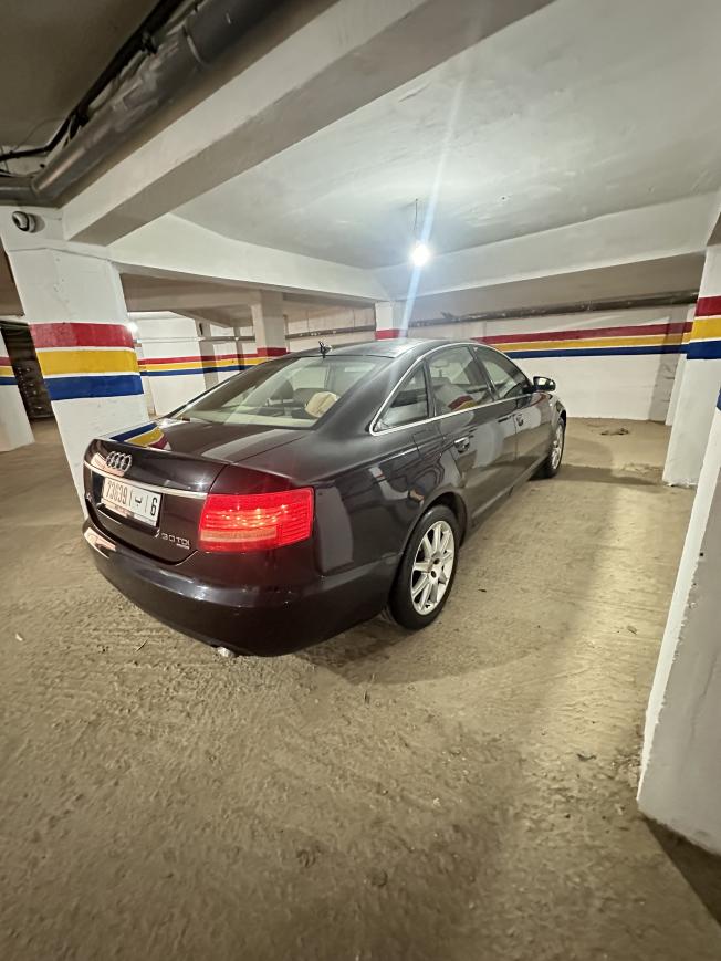 Audi A6 v6 3.0L Quattro