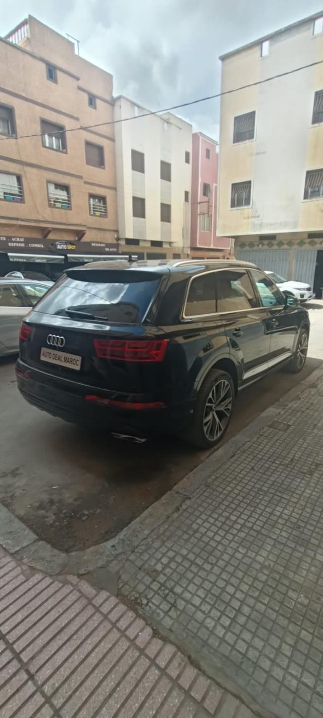 Audi Q7 2015- Diesel - Automatique - 235673 km