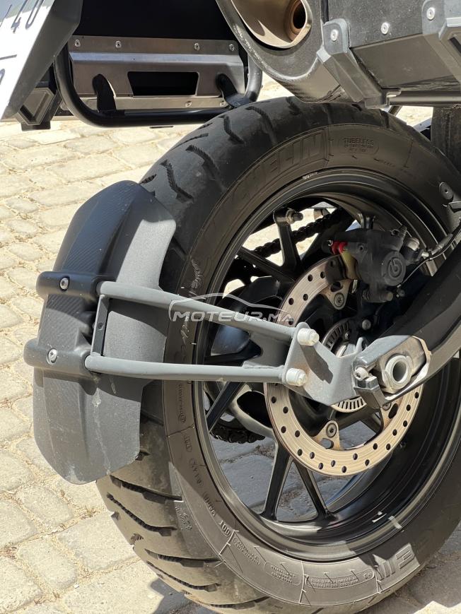 Moto BmW F750 GS total equipements et sous garanties