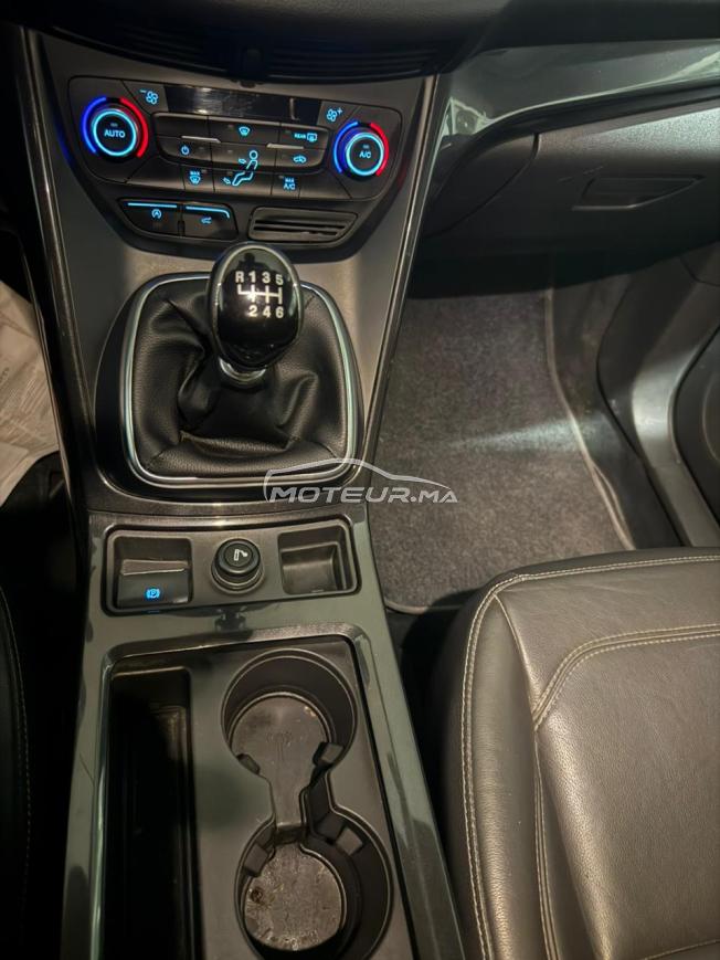 Ford Kuga 2.0 TDCi 150ch Titanium Manuelle – 94 450 km – tres bon état